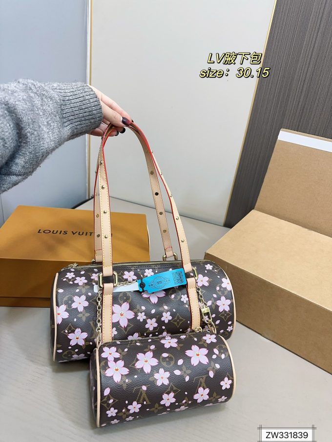 Louis new arrival hobo bag size:30 * 15 cm - Image 6