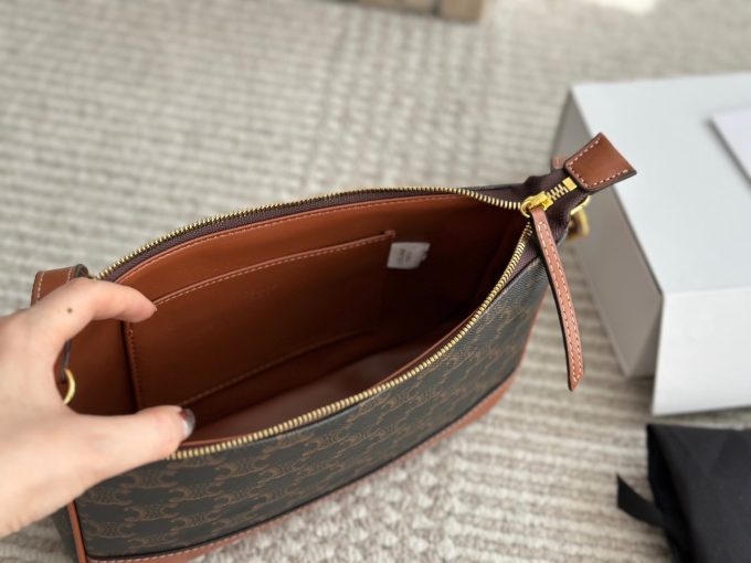 Ce new arrival hobo bag size:25cm - Image 8