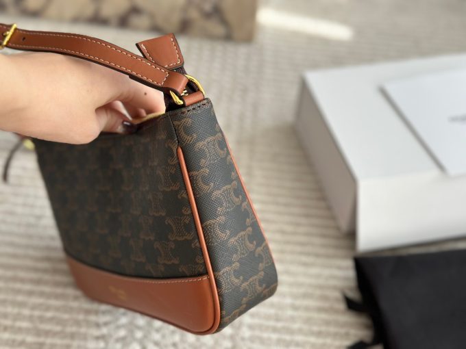 Ce new arrival hobo bag size:25cm - Image 3