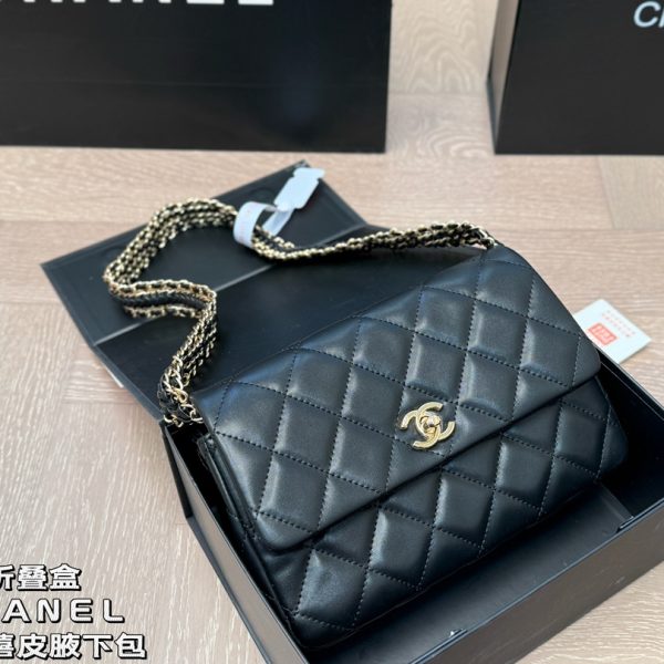 Cc 2025 new arrival chain bag size:22 * 15 cm