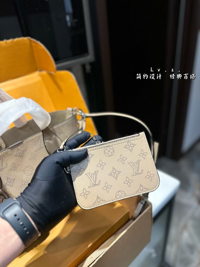 louis new arrival tote bucket bag size:21 * 20cm - Image 10