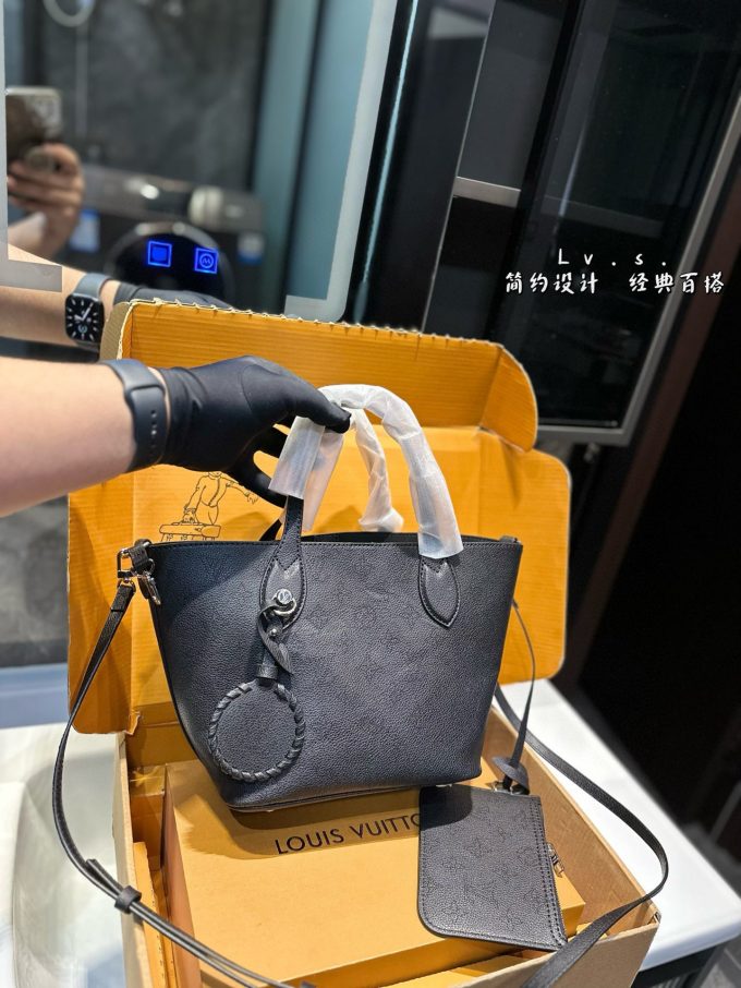 louis new arrival tote bucket bag size:21 * 20cm - Image 2