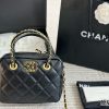 Cc new arrival leather bag size: 18 cm