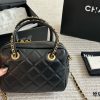 Cc new arrival leather bag size: 18 cm