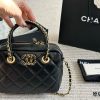Cc new arrival leather bag size: 18 cm