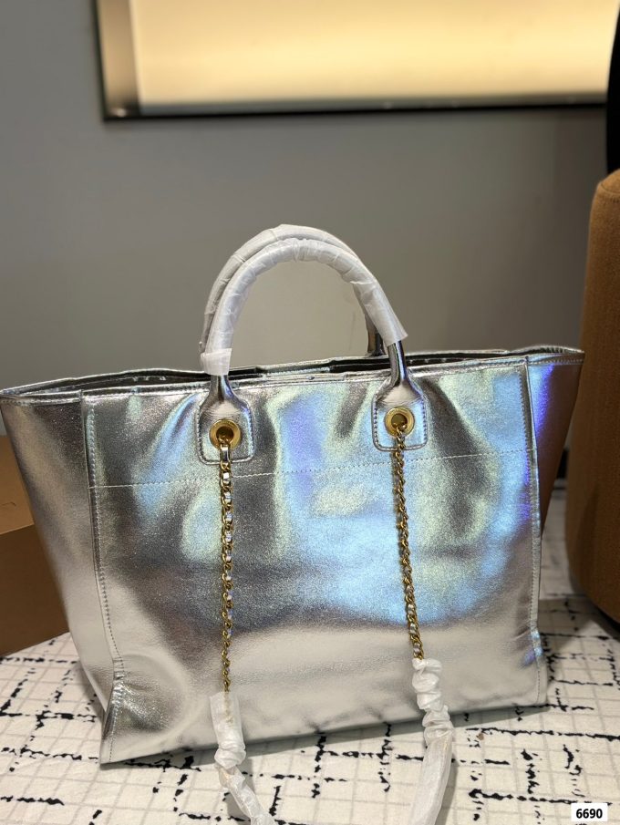 Cc new arrival tote bag gold silver size:36*30 cm - Image 8