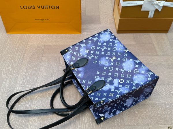 Louis new arrival onthego tote bag size:32 * 26 cm