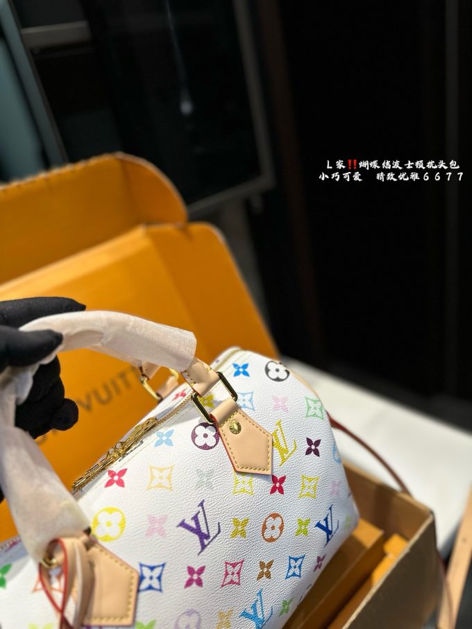Louis new arrival speedy bag size:25*19 cm - Image 9