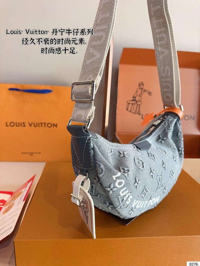 Louis new arrival denim moon bag size:23*7*14cm - Image 7