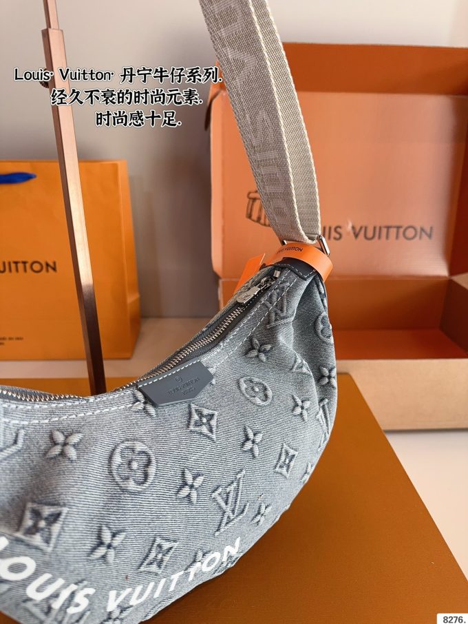 Louis new arrival denim moon bag size:23*7*14cm - Image 9