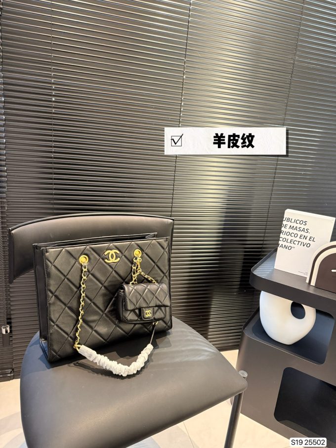 Cc new arrival tote bag size:30 * 24 cm - Image 2