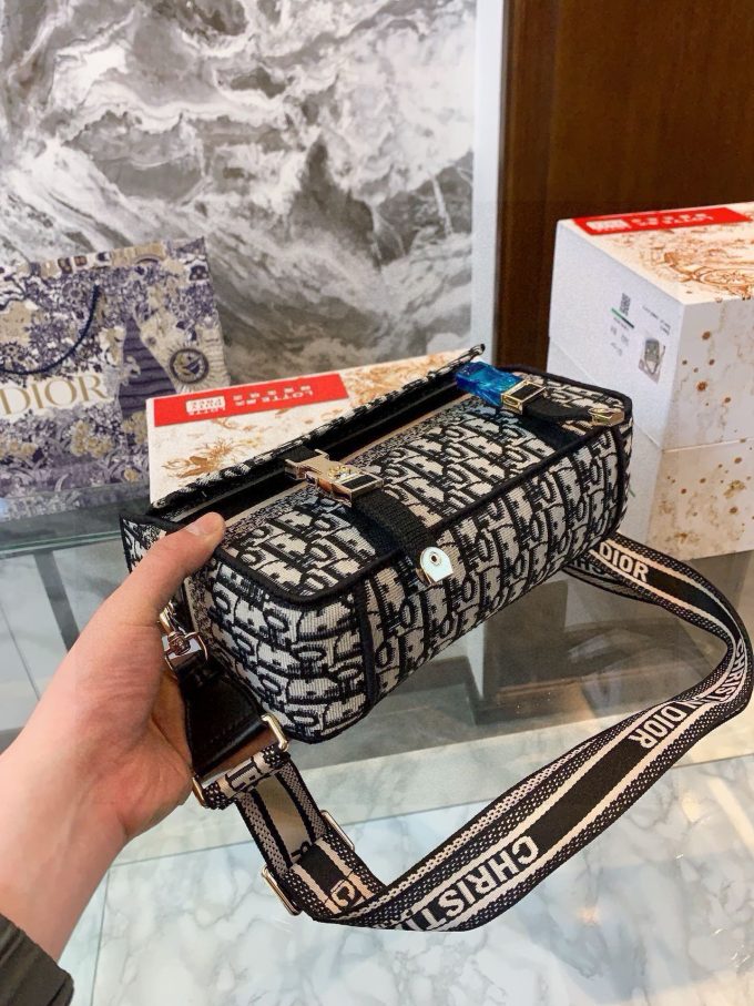 D new arrival Camp mini bag size: 23*15*8cm - Image 6