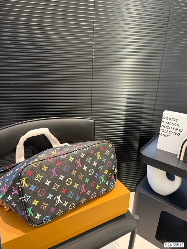 Louis new arrival neverfull tote bag size:33 * 29 cm