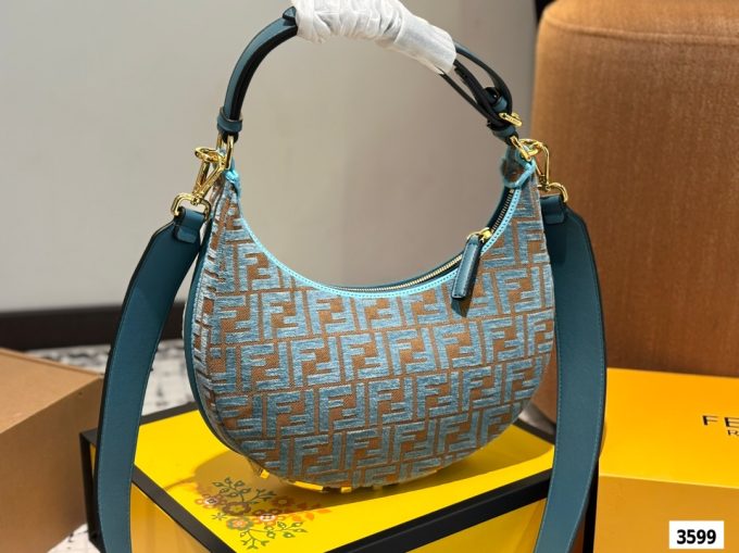 Fen 2025 new arrival graphy moon bag size:30 * 16cm - Image 8