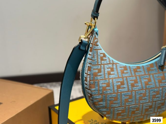 Fen 2025 new arrival graphy moon bag size:30 * 16cm - Image 9