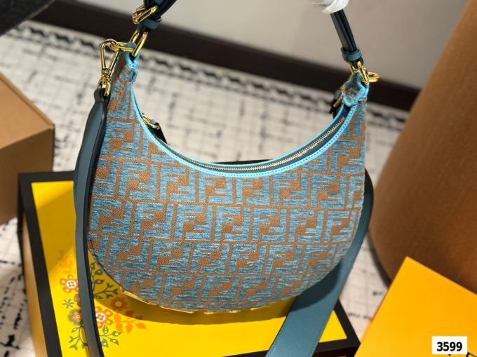 Fen 2025 new arrival graphy moon bag size:30 * 16cm - Image 12