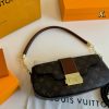 Louis new arrival hobo bag size: 26*13 cm