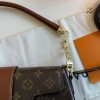 Louis new arrival hobo bag size: 26*13 cm