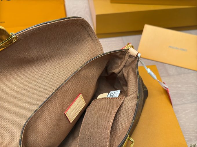 Louis new arrival Manhattan vintage bag size: 27*13 cm - Image 3