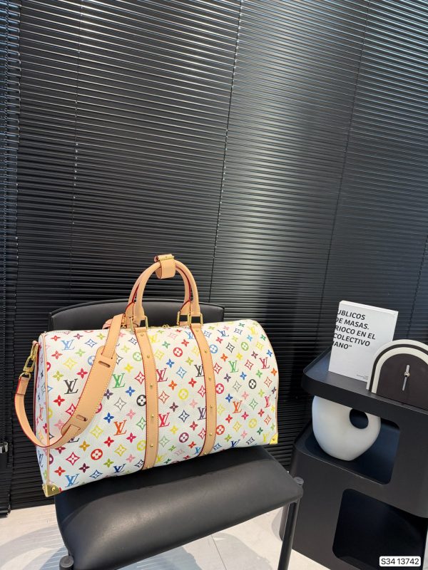 Louis new arrival keepall bag size: 47*25 cm