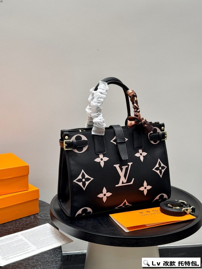 Louis new arrival vintage tote bag 009 size: 32*24 cm - Image 7