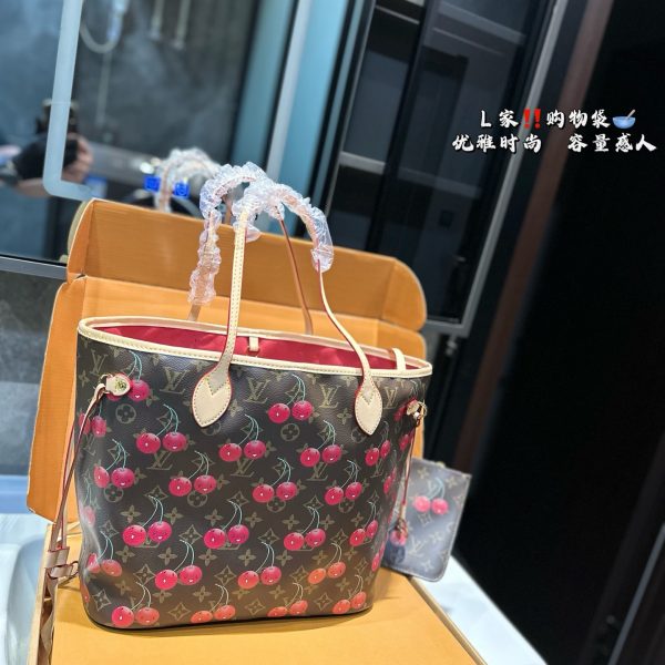 Louis new arrival neverfull bag size: 32*29 cm