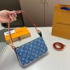 Louis new arrival IVY bag size: 21*12 cm