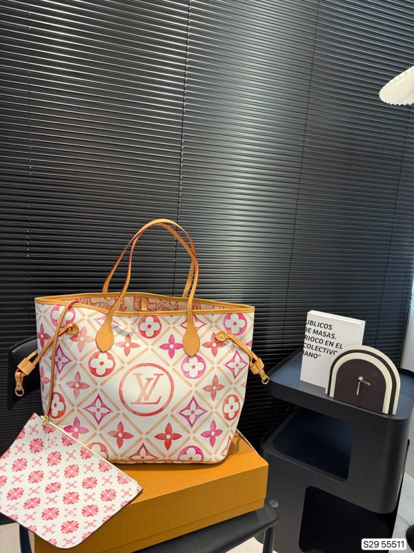 Louis new arrival neverfull tote bag size: 32*29 cm