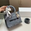 D new arrival lady bag size: 24*20 cm