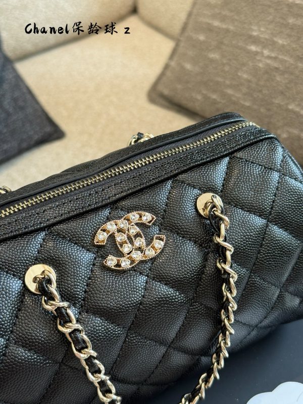 Cc new arrival 25P caviar leather bag