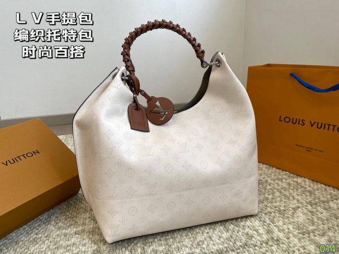 Louis new arrival hobo tote bag size: 34*28 cm - Image 3