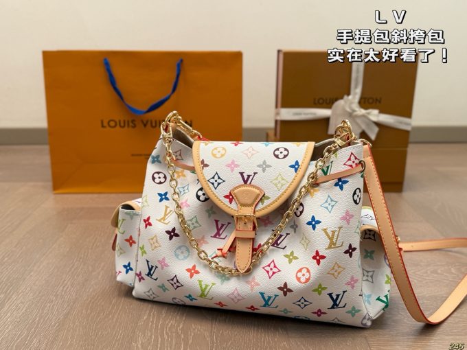 Louis new arrival vintage chain bag size: 31*22 cm - Image 2