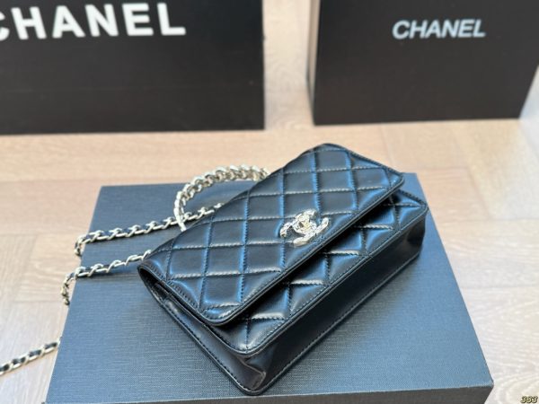 Cc new arrival woc chain bag size: 19*12 cm