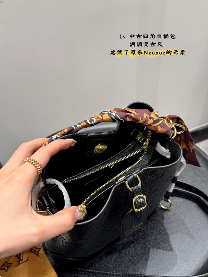 Louis new arrival vintage bucket bag 002 size: 20*20 cm - Image 7