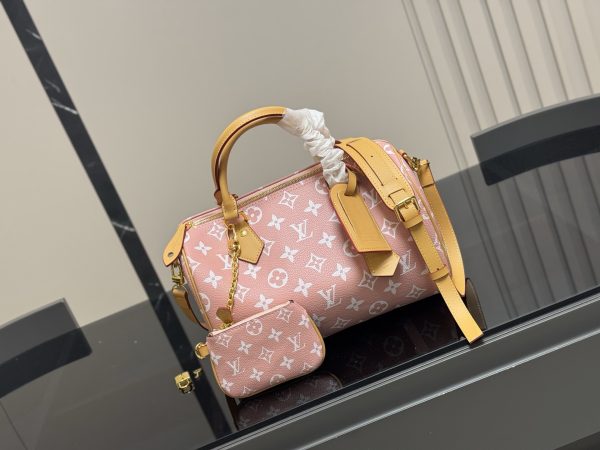 Louis new arrival speedy 30 strawberry bag size: 30 cm