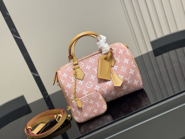 Louis new arrival speedy 30 strawberry bag size: 30 cm