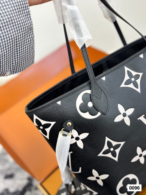 Louis new arrival neverfull bag N41605 size: 32*29*17 cm
