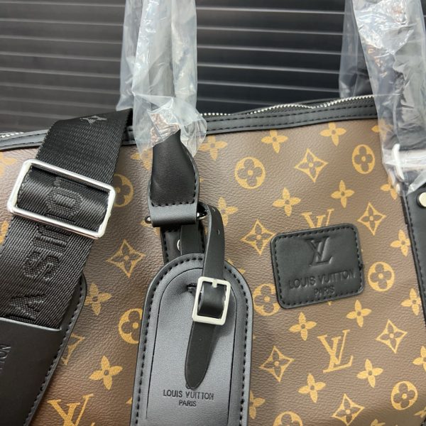 Louis new arrival keepall travel bag size: 45*26 cm