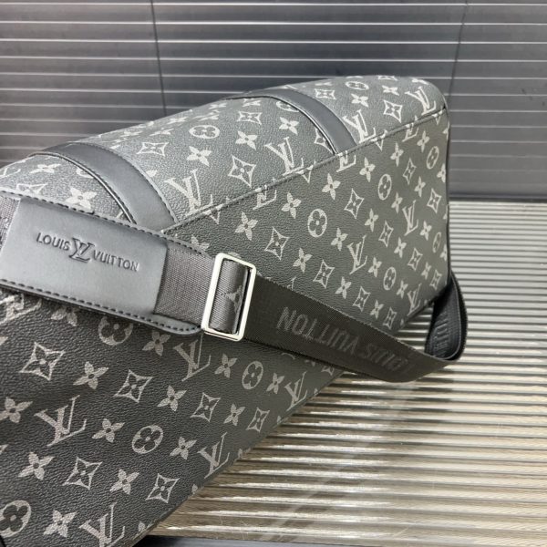 Louis new arrival keepall travel bag size: 45*26 cm
