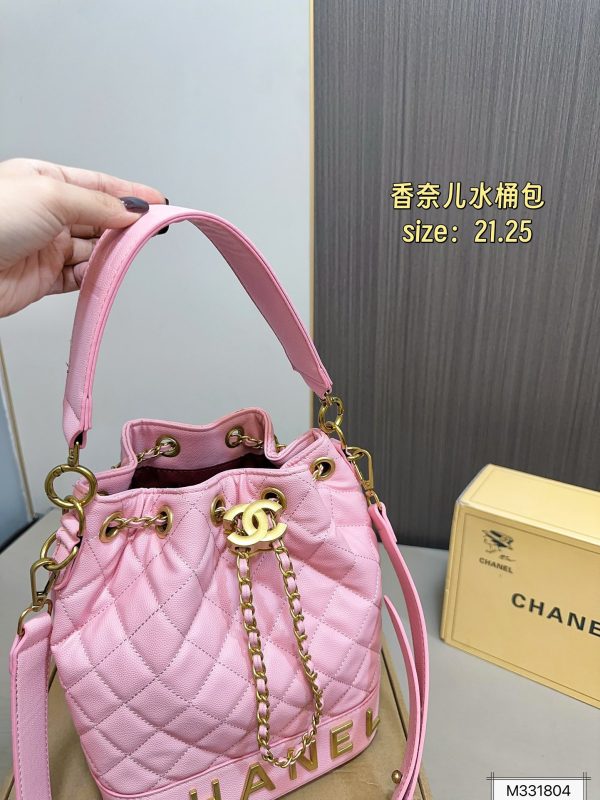 CC new arrival bucket bag size: 21*25 cm
