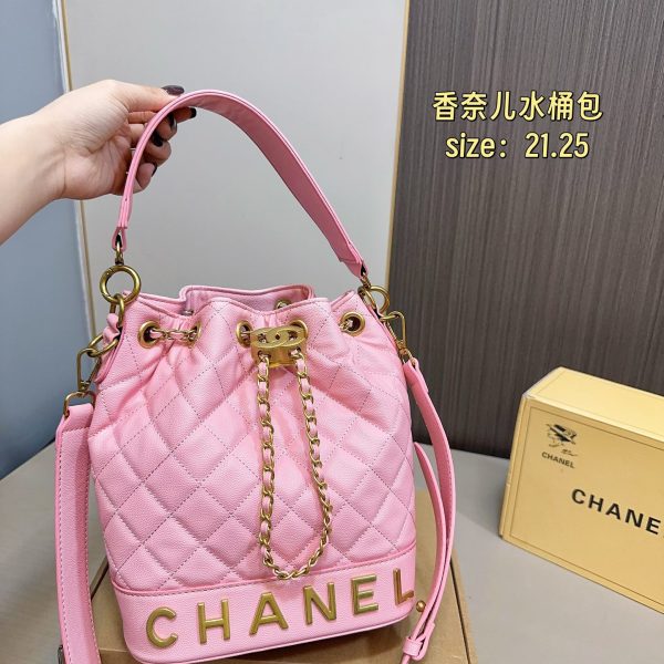 CC new arrival bucket bag size: 21*25 cm