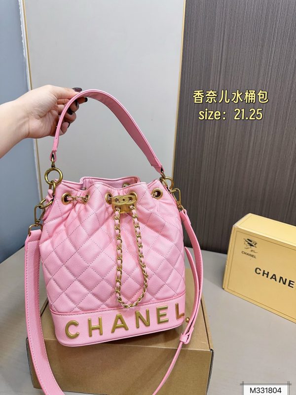 CC new arrival bucket bag size: 21*25 cm