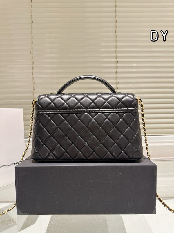 Cc new arrival 25P handle bag size: 25*15 cm