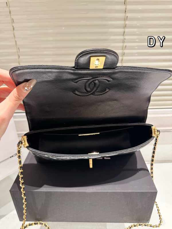 Cc new arrival 25P handle bag size: 25*15 cm