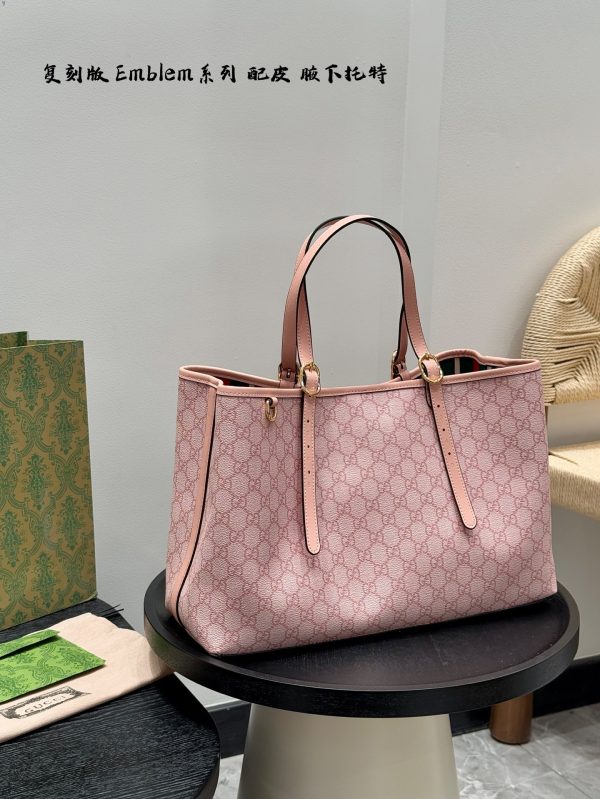 GG new arrival Emblem tote bag size: 38 * 26cm