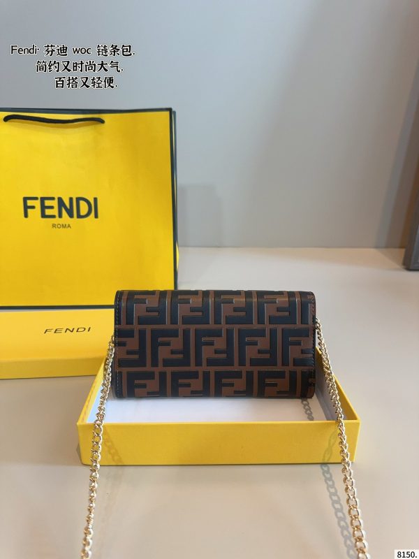 Fen new arrival vintage chain bag size:19*2*10.cm