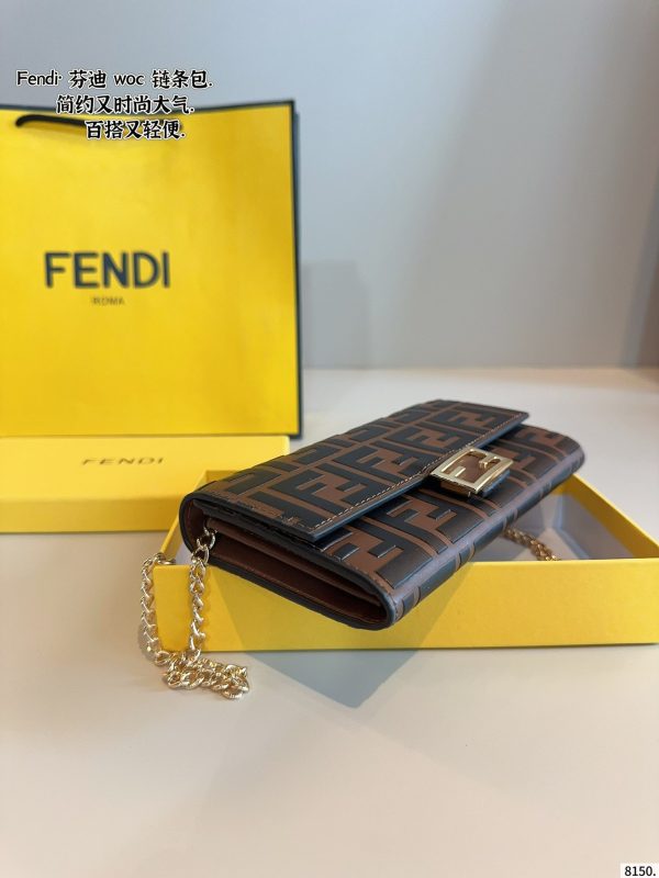 Fen new arrival vintage chain bag size:19*2*10.cm