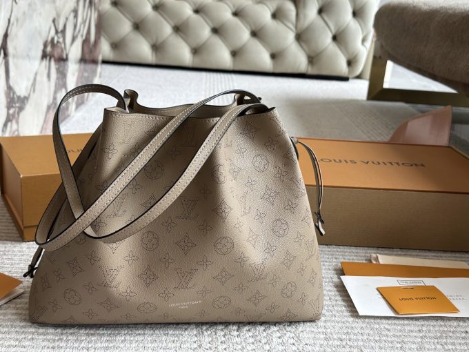 Louis new arrival shopping tote bag size: 33*27cm - Image 9