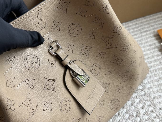 Louis new arrival shopping tote bag size: 33*27cm - Image 12