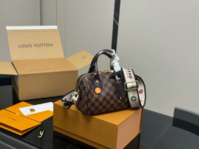 Louis new arrival SPEEDY 20 bag size:20*15 cm - Image 4